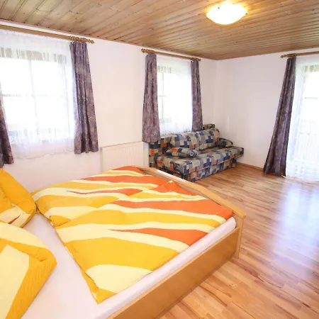 Cozy In Near Forest דירה *